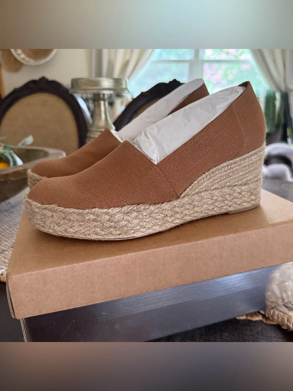 NIB Andre Assous Patti Espadrille Wedge